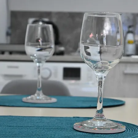 Mimoza * Sarandë