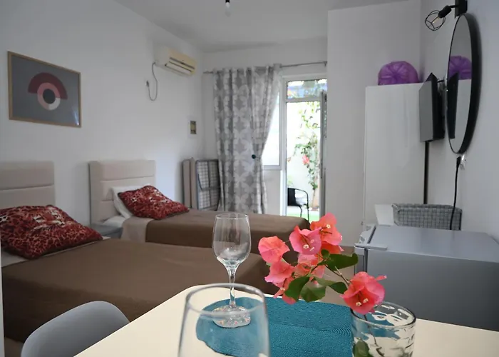 Mimoza Apartment Sarande