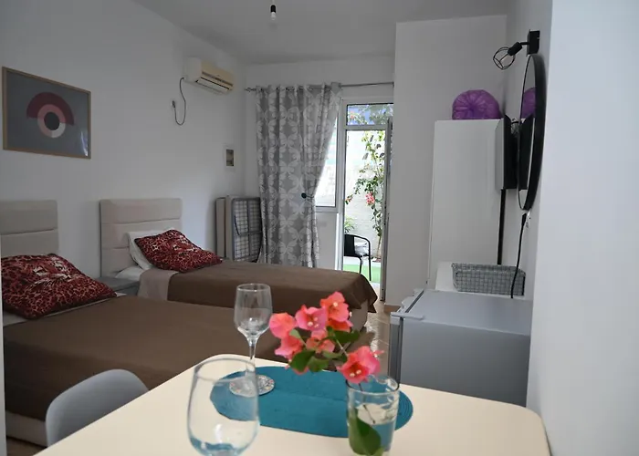Apartament Mimoza *